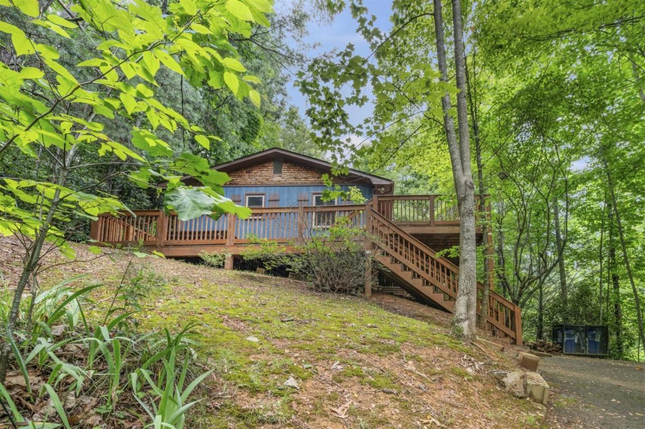 Serene Forest View- Hot Tub- Pet Friendly With Fenced Yard 개틀린버그 외부 사진